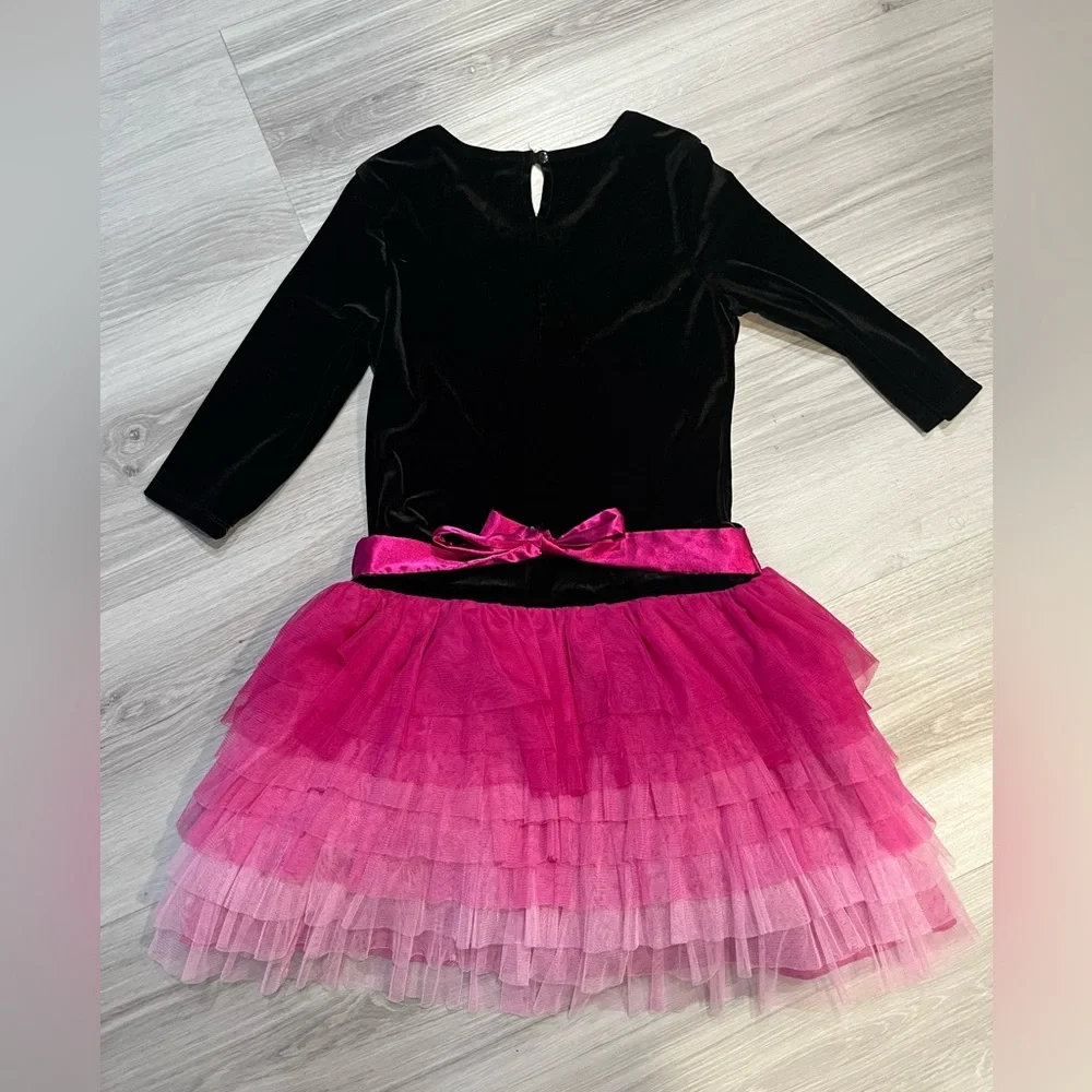 Jona‎ Michelle Black and Pink Dance Costume